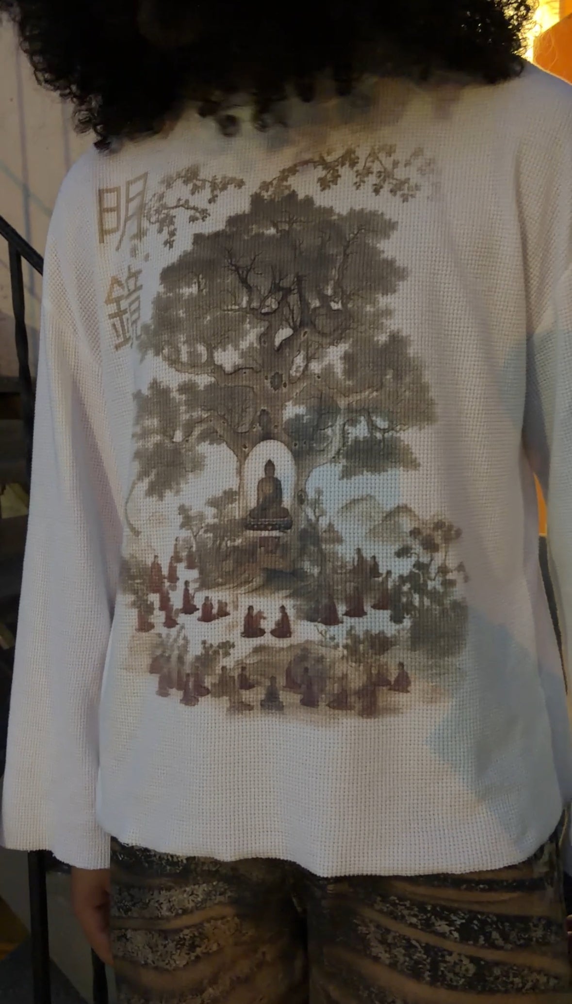 "calm reflection" raw hem thermal
